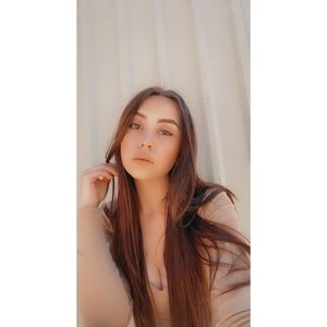 Meet your Posher, Jenny